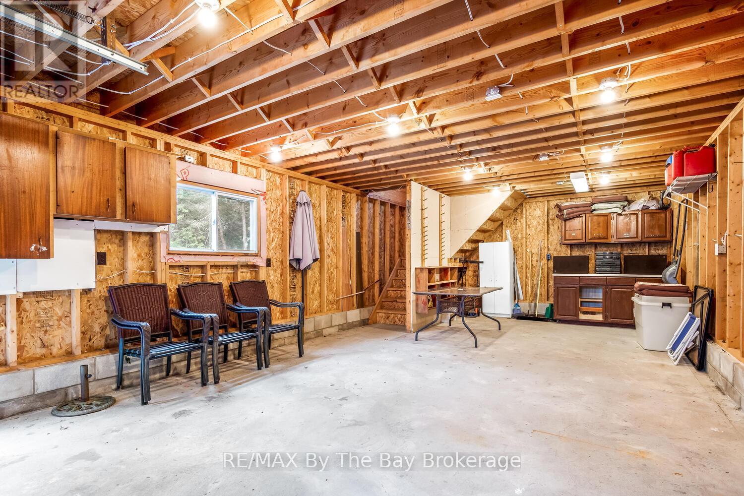 1120 King Edward Avenue, South Bruce Peninsula, Ontario  N0H 2G0 - Photo 49 - X12091231