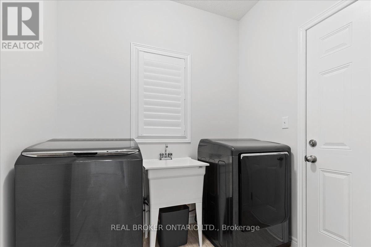 48 Arlington Parkway, Brant, Ontario  N3L 0G2 - Photo 14 - X11986917