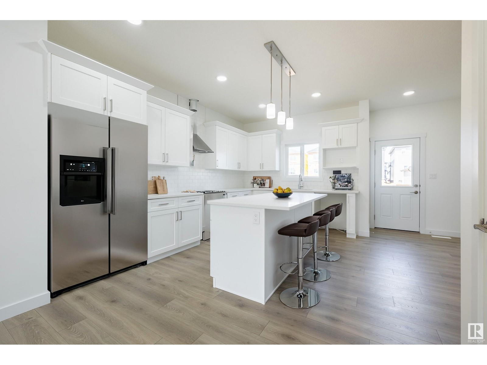 Property at 17704 69A ST NW image 4