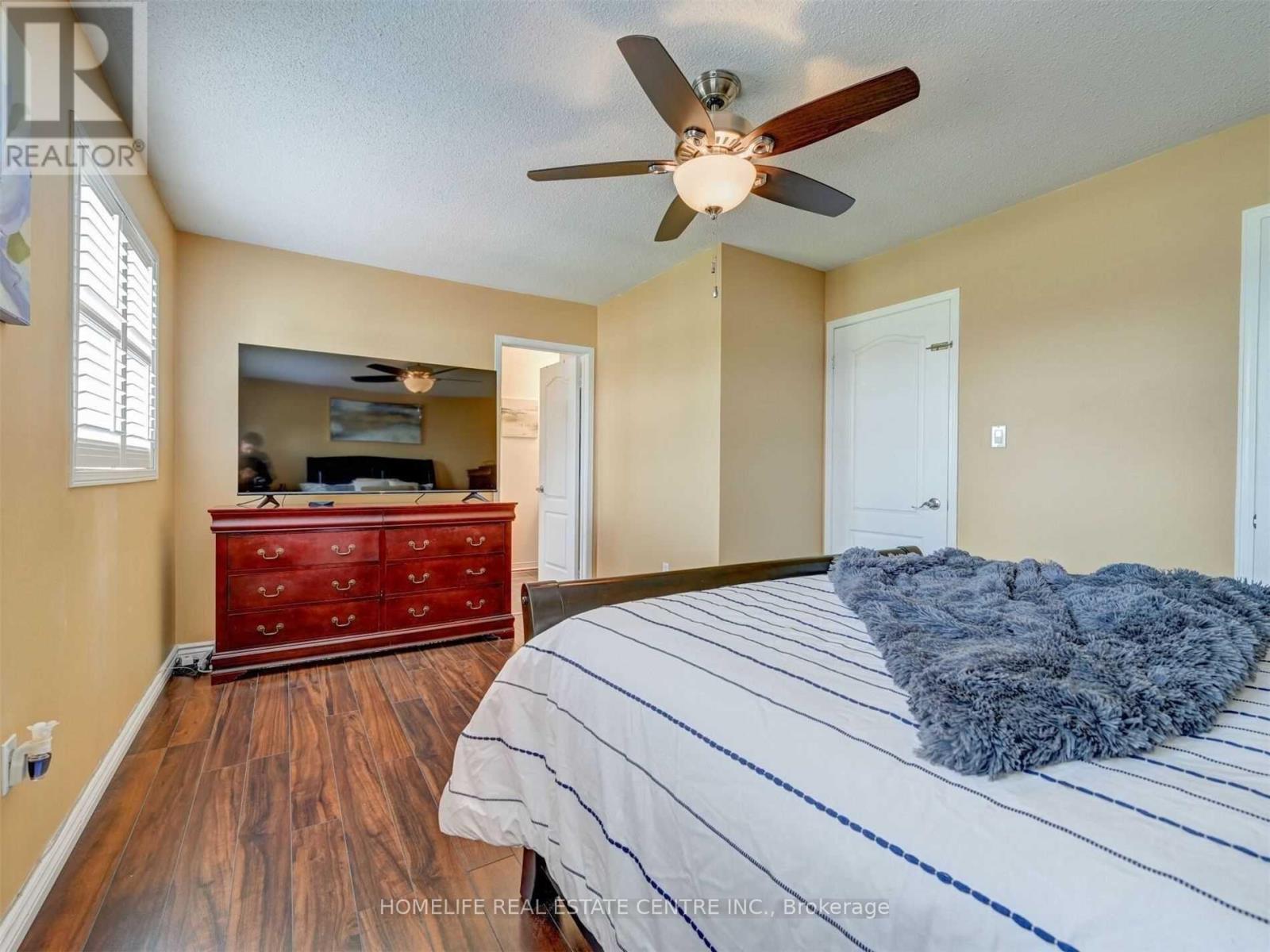 77 Beavervalley Drive, Brampton, Ontario  L7A 3R3 - Photo 18 - W12090478