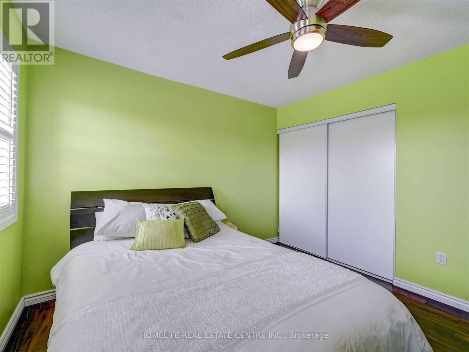 77 Beavervalley Drive, Brampton, Ontario  L7A 3R3 - Photo 25 - W12090478