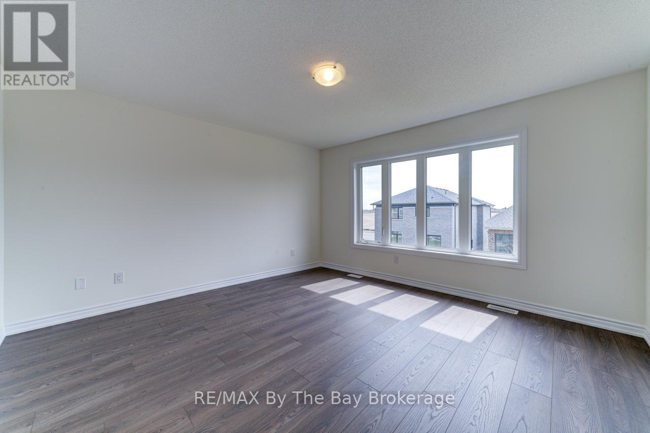8 Frederica Crescent, Wasaga Beach, Ontario  L9Z 0N1 - Photo 24 - S12091283