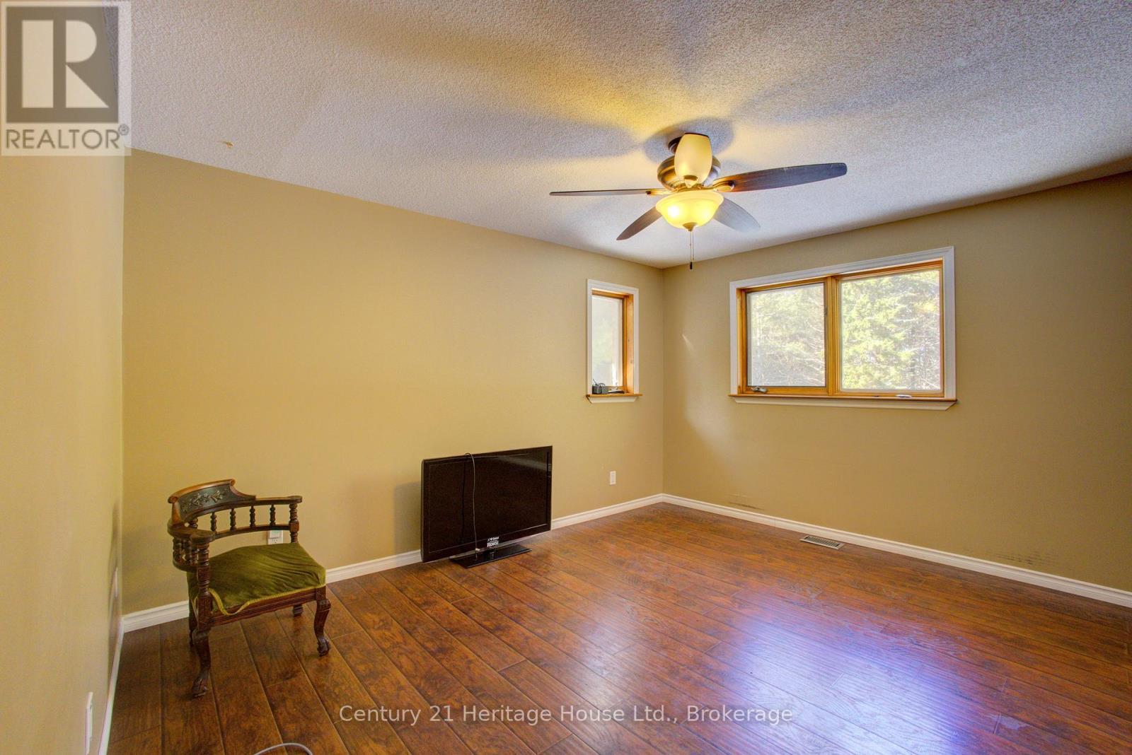 473480 Camp Oliver Road, West Grey, Ontario  N0C 1K0 - Photo 17 - X12091267