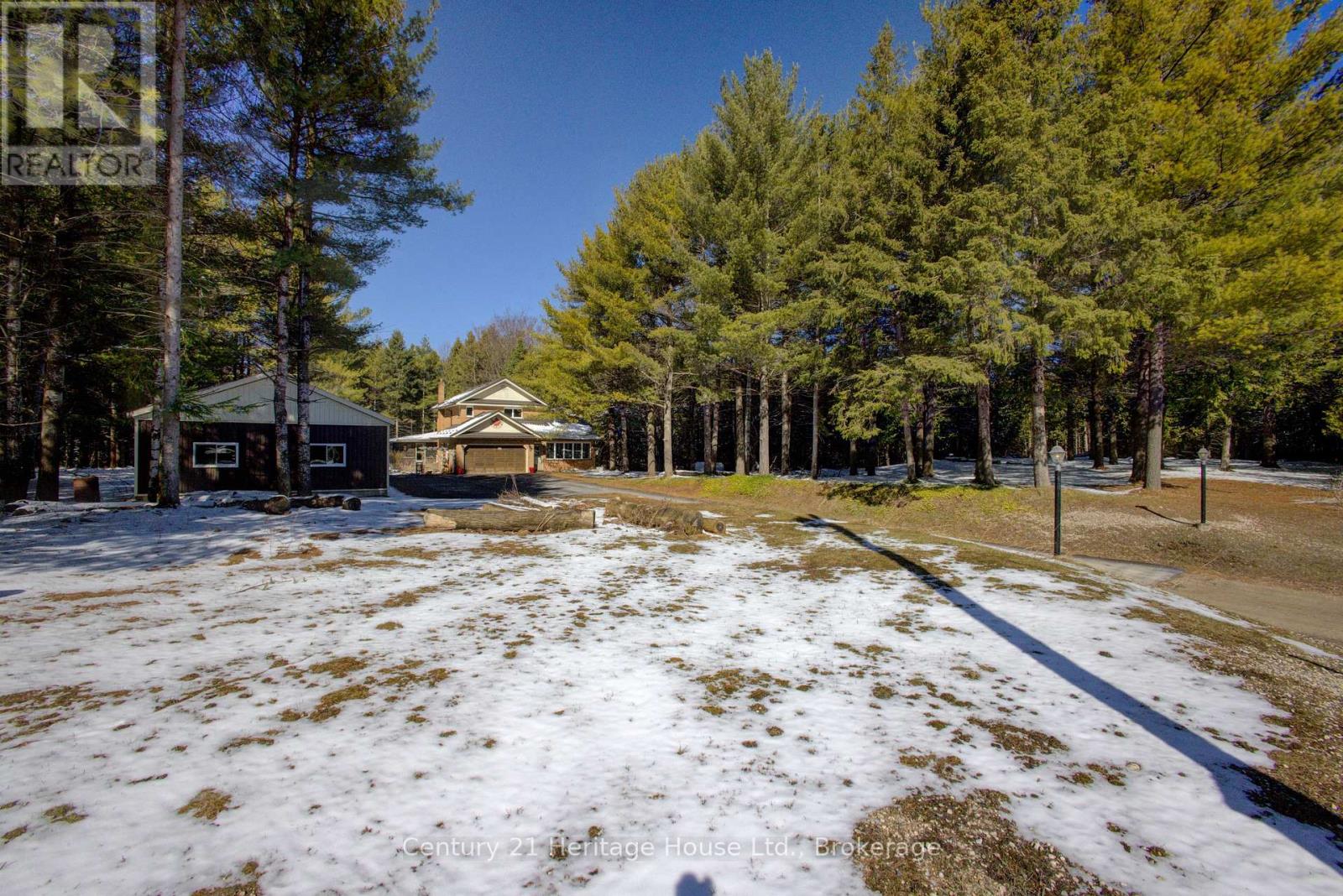 473480 Camp Oliver Road, West Grey, Ontario  N0C 1K0 - Photo 44 - X12091267