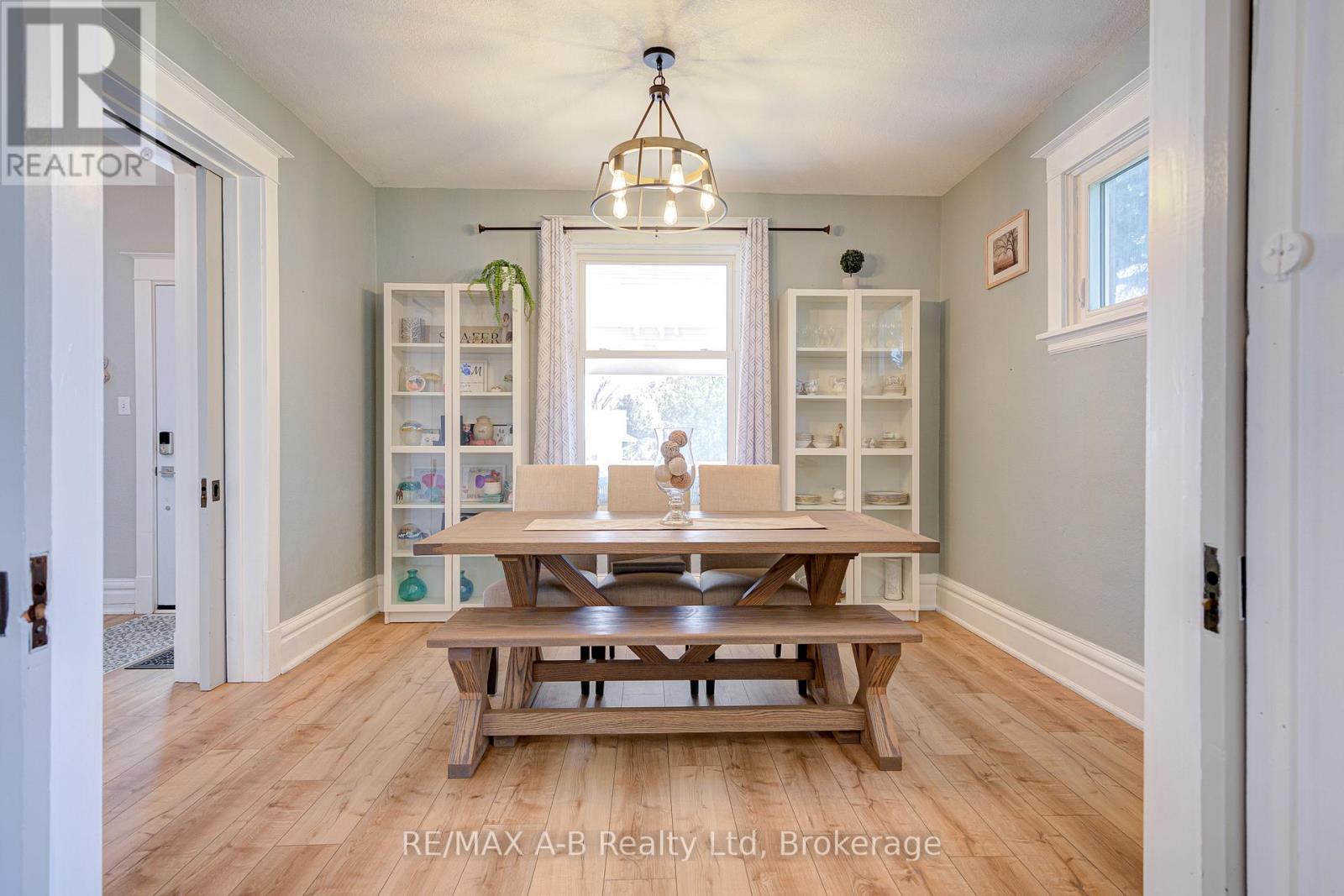 2 Loveys Street E, East Zorra-Tavistock, Ontario  N0J 1L0 - Photo 12 - X12091280