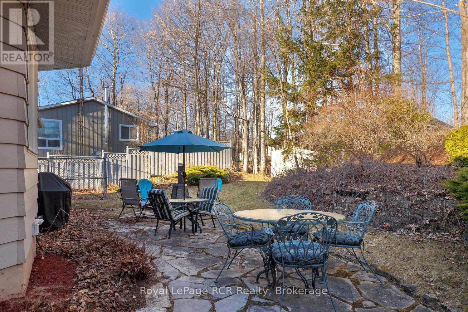 27 Carson Lake Crescent, South Bruce Peninsula, Ontario  N0H 2G0 - Photo 32 - X12091282