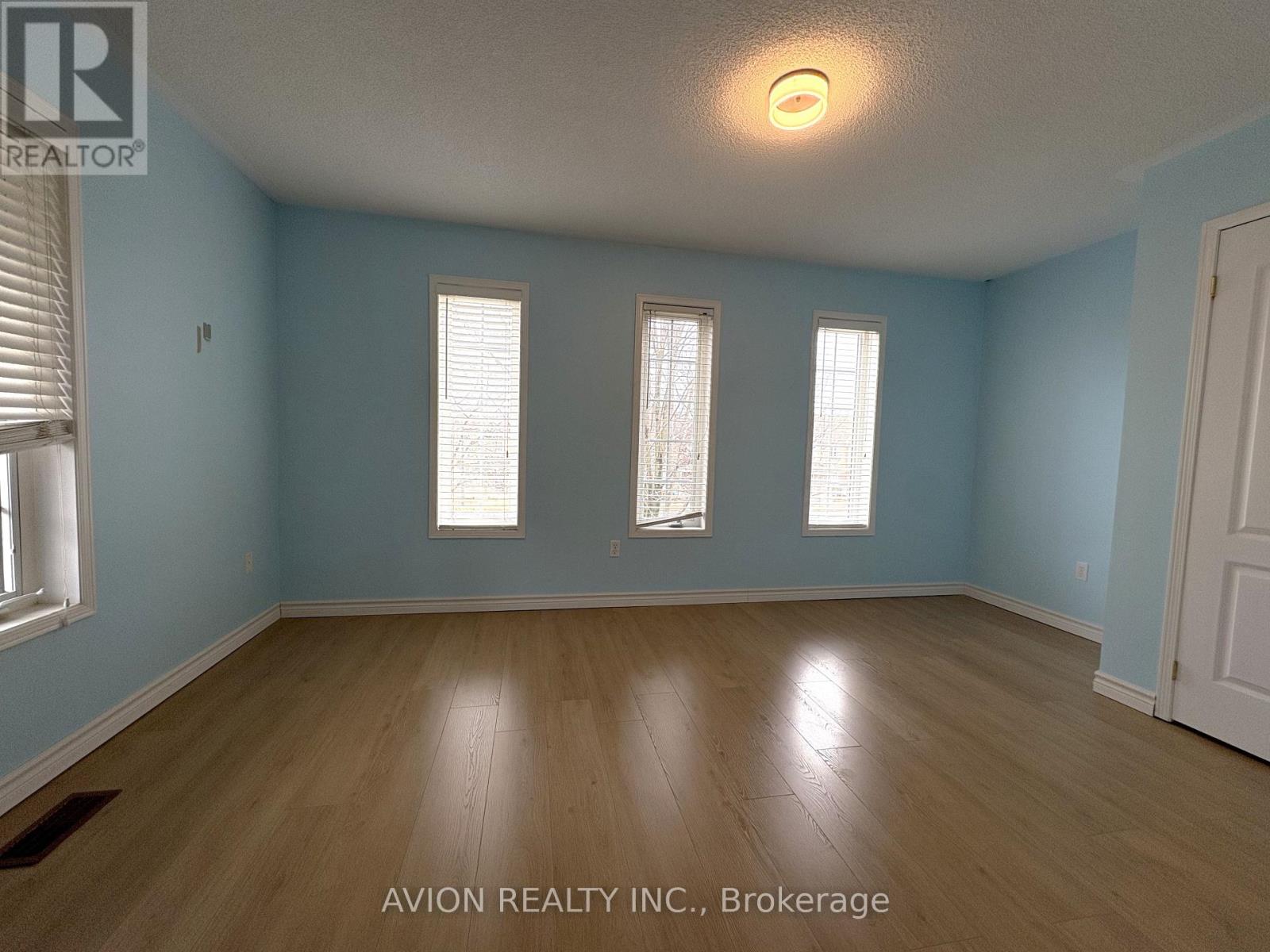 Main&second Floors - 428 Bur Oak Avenue, Markham, Ontario  L6C 2S1 - Photo 8 - N12091275