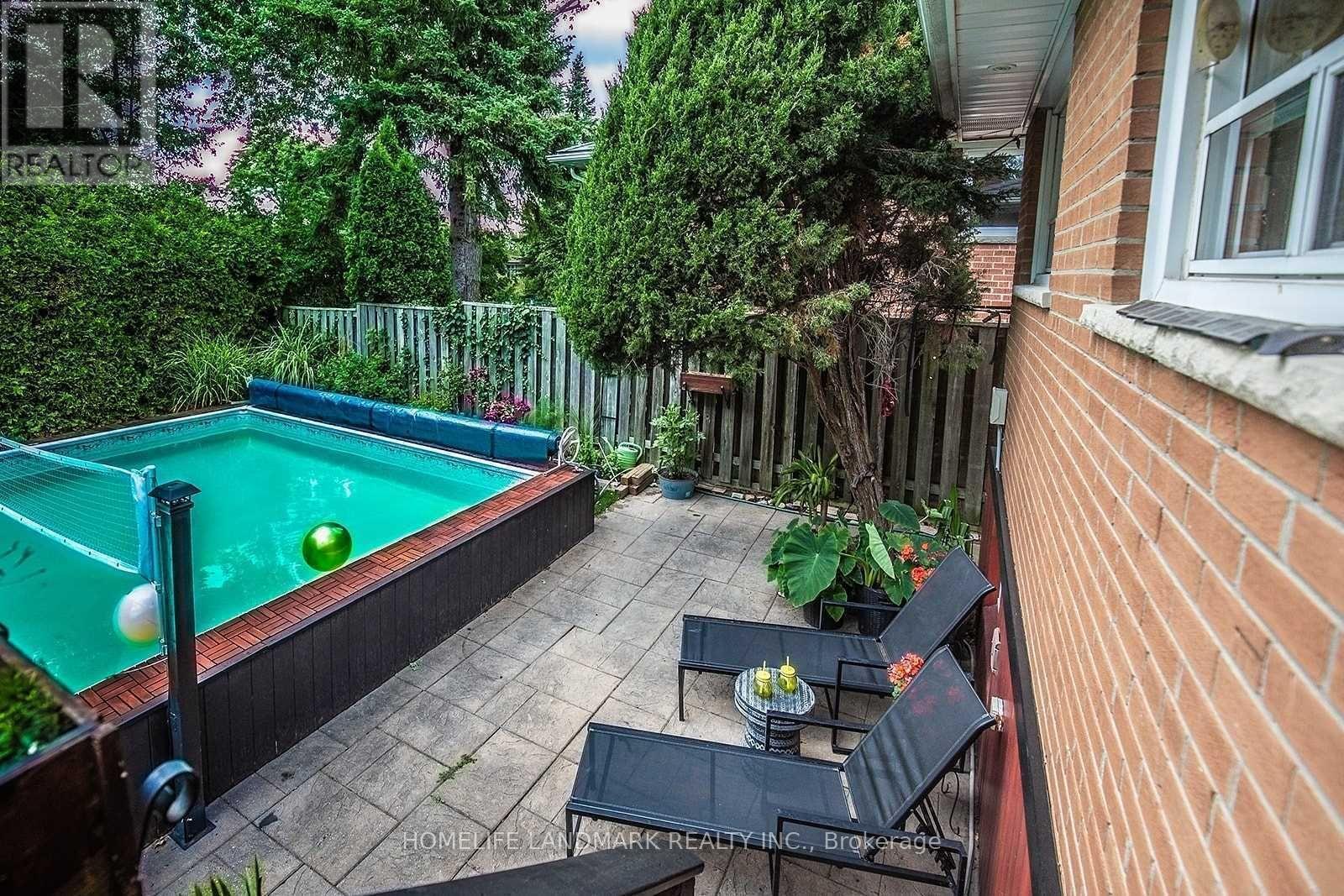 20 Goodview Road, Toronto, Ontario  M2J 2K5 - Photo 46 - C12090810