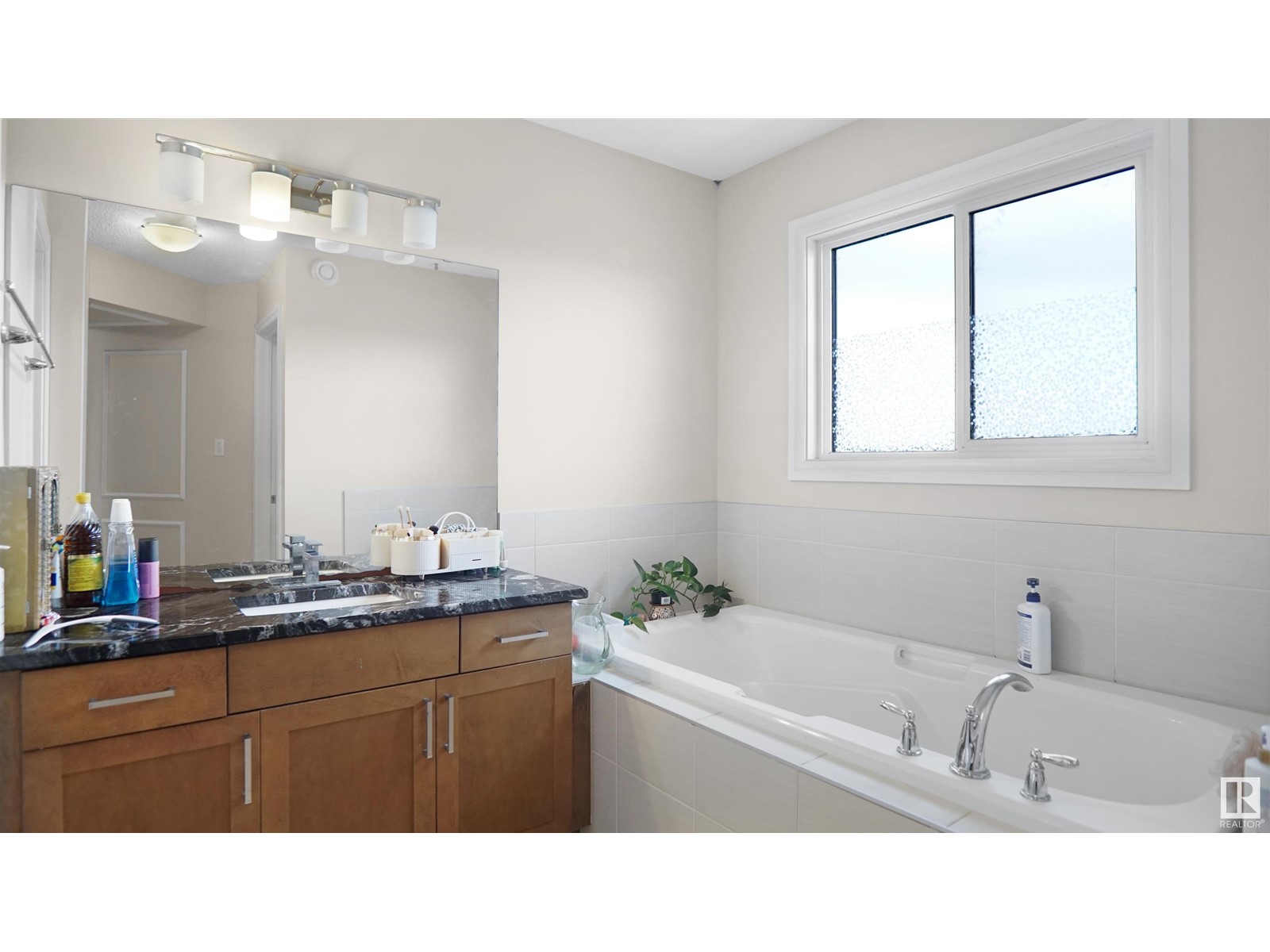 17432 120 St Nw Nw, Edmonton, Alberta  T5X 0K6 - Photo 34 - E4431661