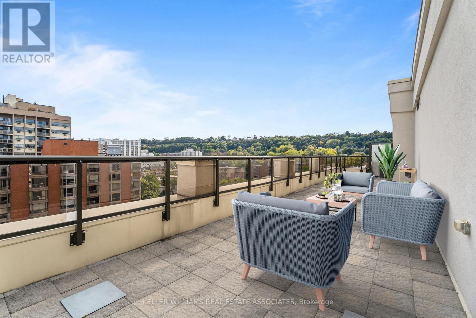 Property at PENTHOUSE 1106 - 81 ROBINSON STREET image 3