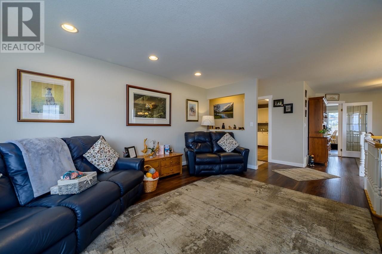 2203 Nairn Place, Kamloops, British Columbia  V1S 1B8 - Photo 6 - 10343006
