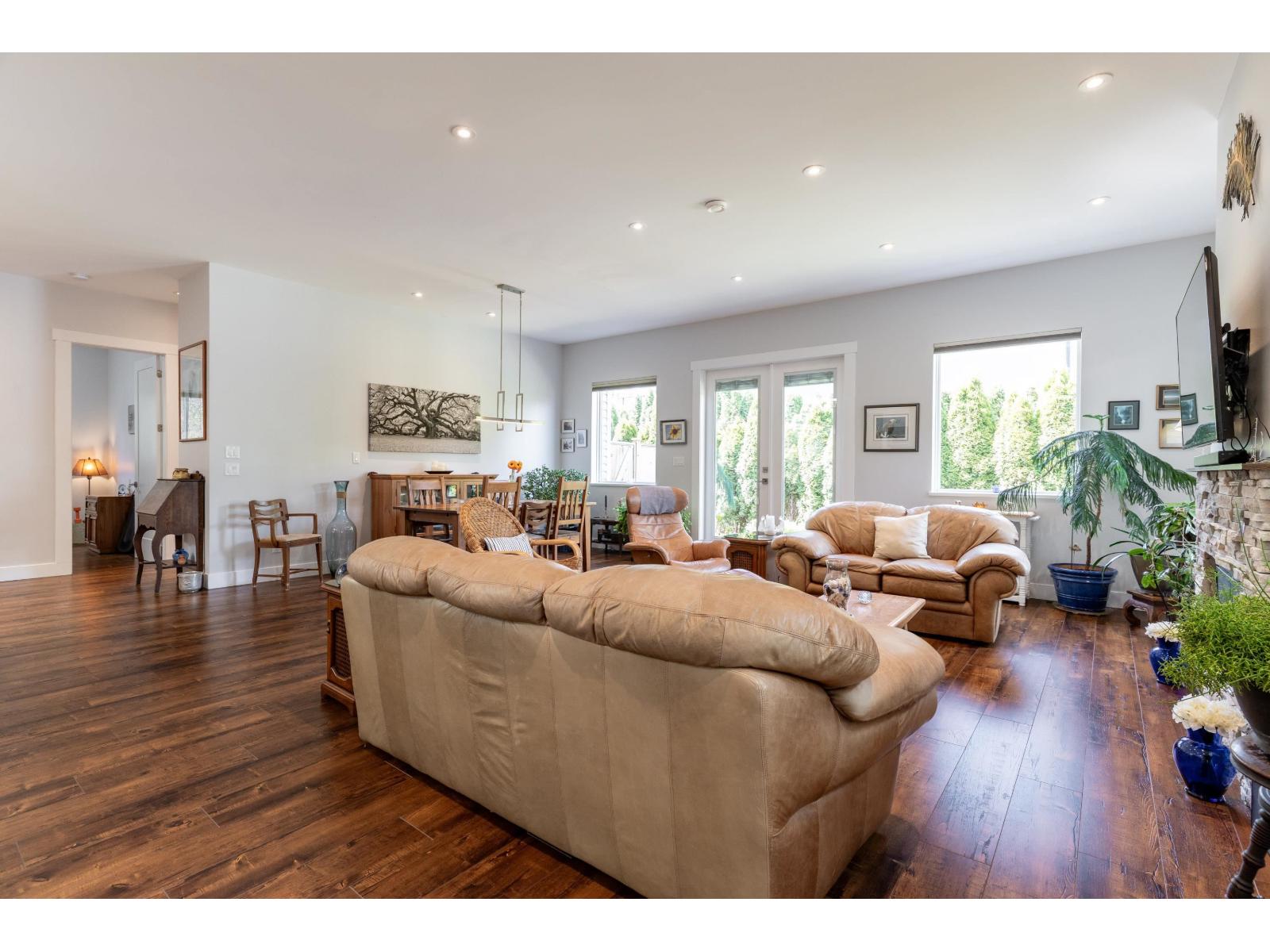 17123 0 Avenue, Surrey, British Columbia  V3Z 9P2 - Photo 9 - R2991369