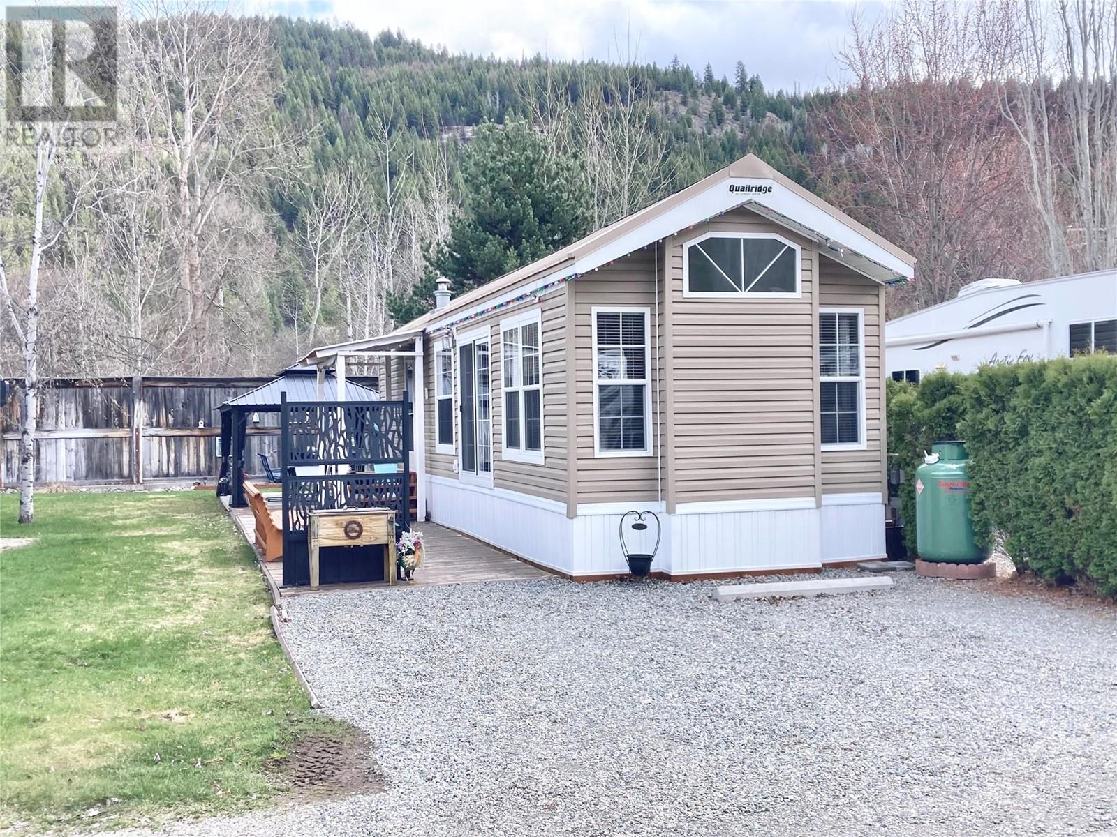 Greenwood Manufactured Home for sale: 1 bedroom 540 sq.ft. (Listed 2025-04-18)