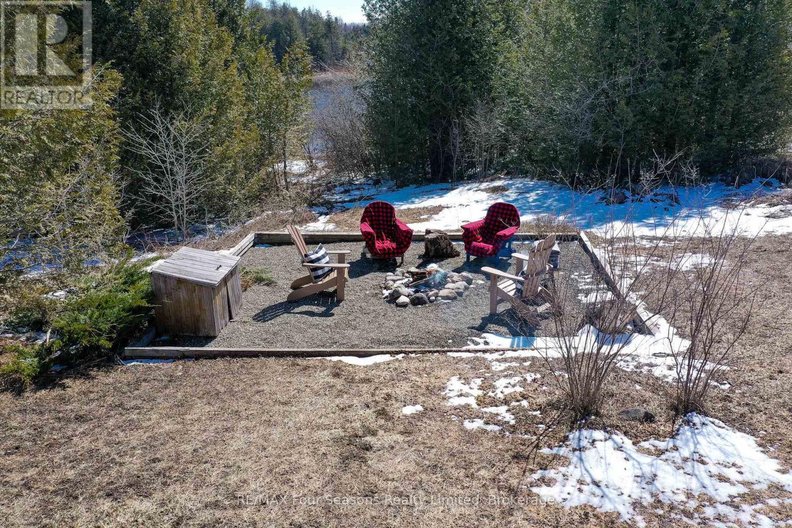 139 Young Drive, Grey Highlands, Ontario  N0C 1M0 - Photo 24 - X12088836