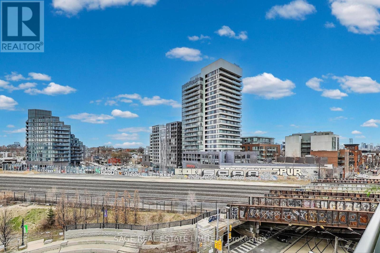 604 - 1205 Queen Street W, Toronto, Ontario  M6K 1L2 - Photo 17 - C12091323
