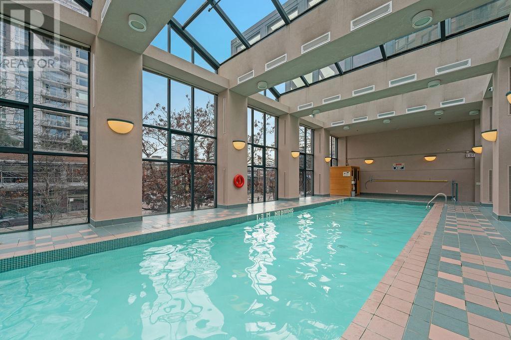 Listing Picture 28 of 36 : 404 238 ALVIN NAROD MEWS, Vancouver / 溫哥華 - 魯藝地產 Yvonne Lu Group - MLS Medallion Club Member