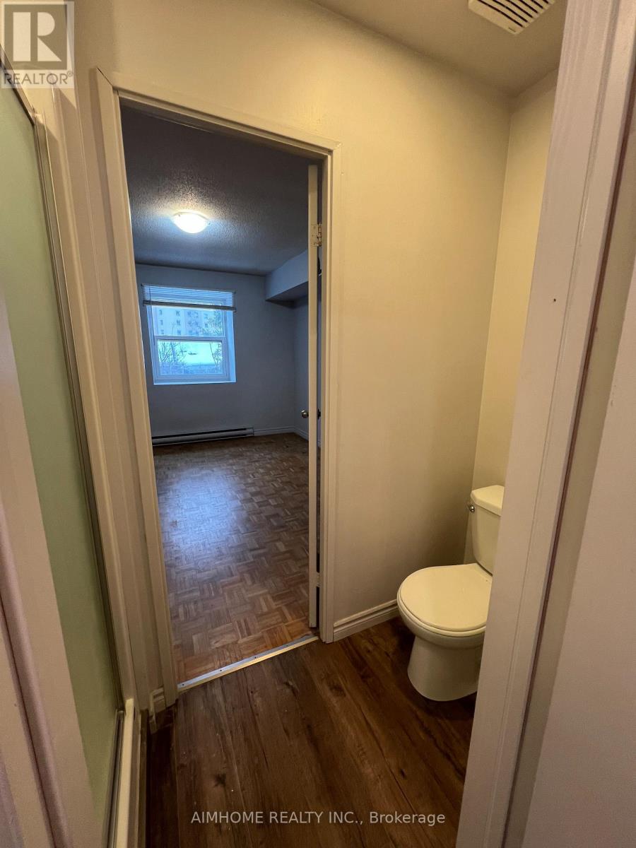 3 - 109 Westmount Road N, Waterloo, Ontario  N2L 5G5 - Photo 11 - X12091318