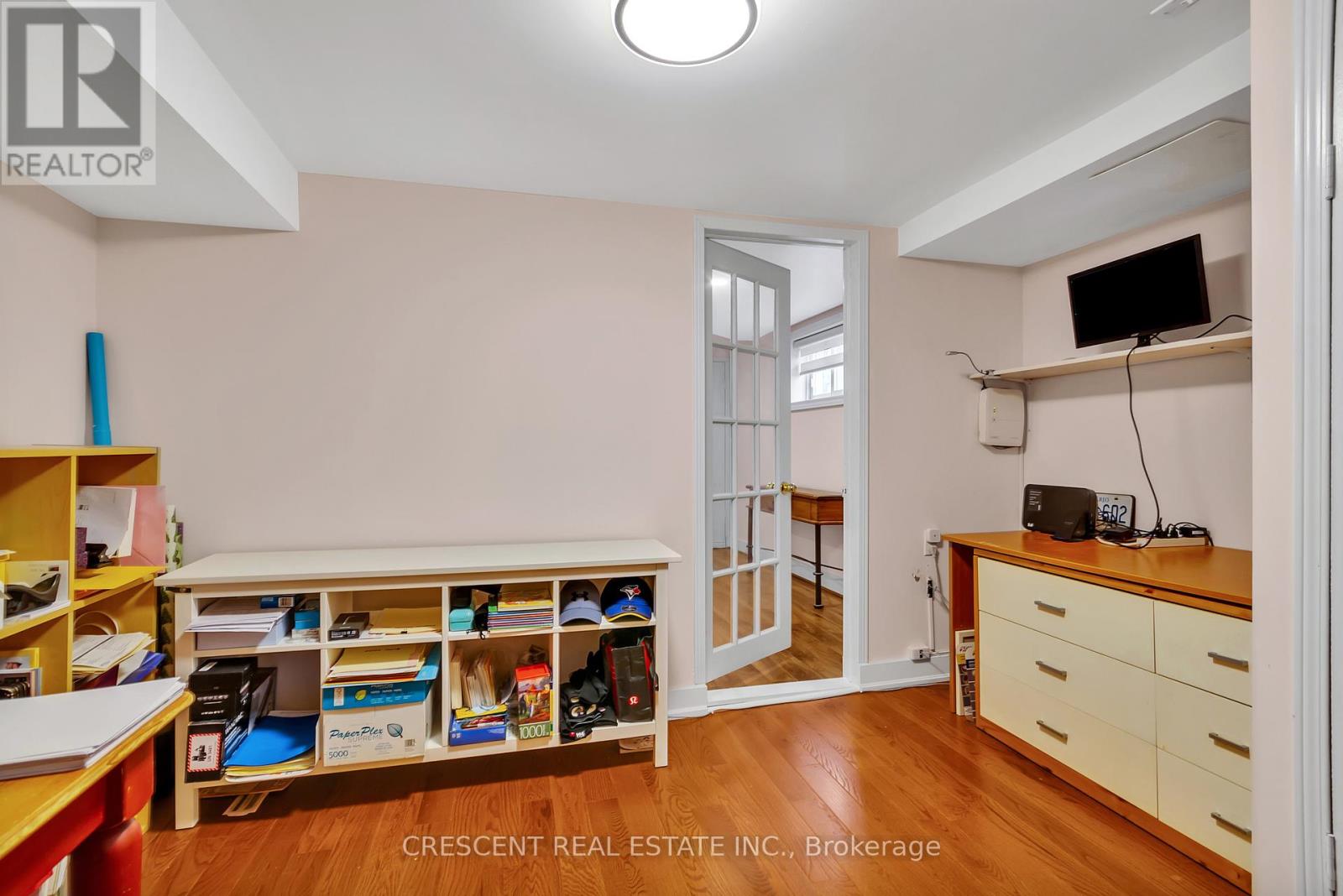 1520 Garnet Avenue, Mississauga, Ontario  L5G 4C8 - Photo 35 - W12027320