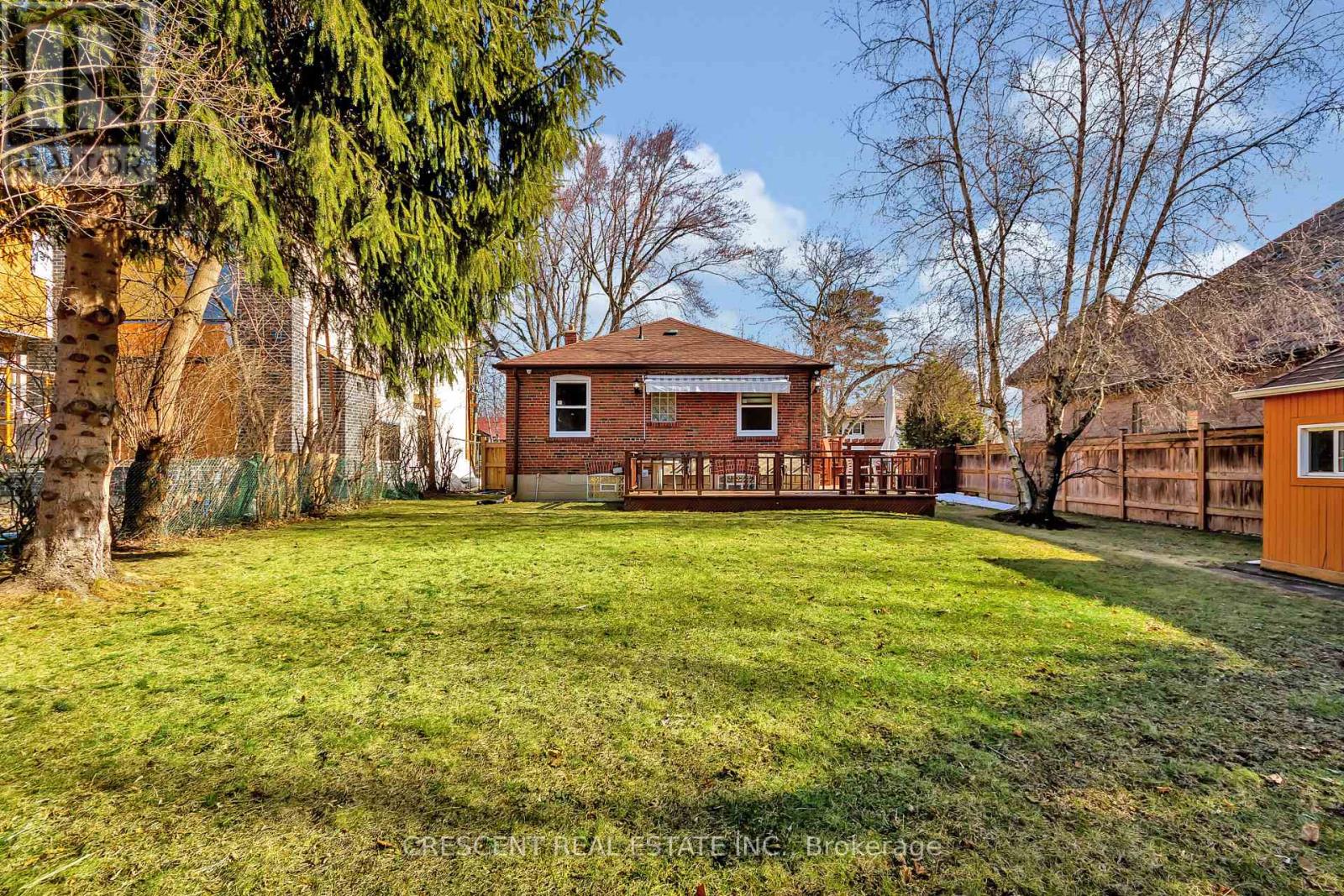 1520 Garnet Avenue, Mississauga, Ontario  L5G 4C8 - Photo 43 - W12027320