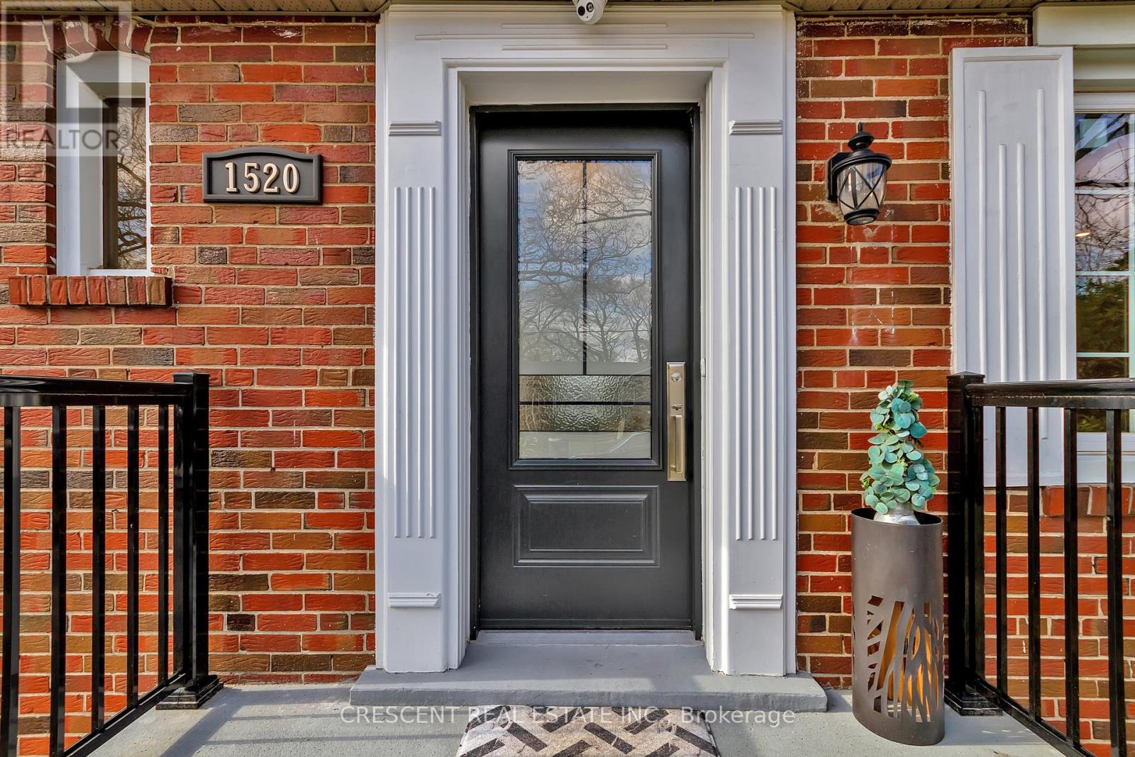 Property at 1520 GARNET AVENUE image 4