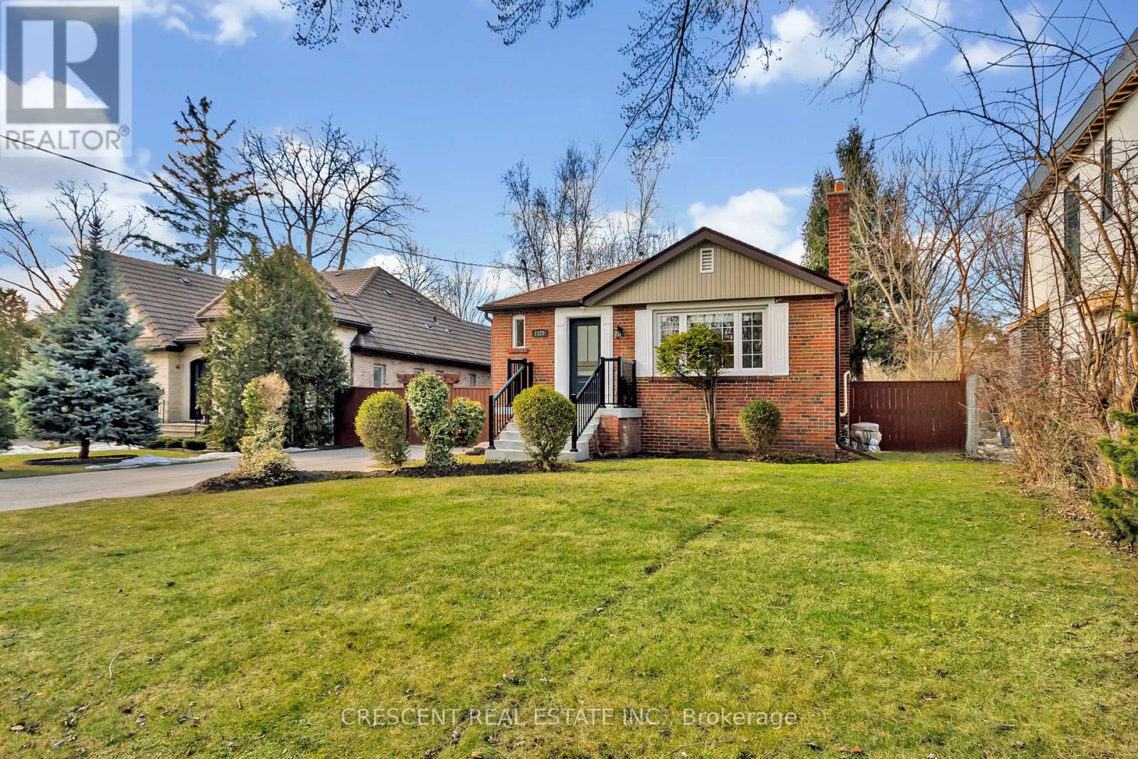 Property at 1520 GARNET AVENUE image 3
