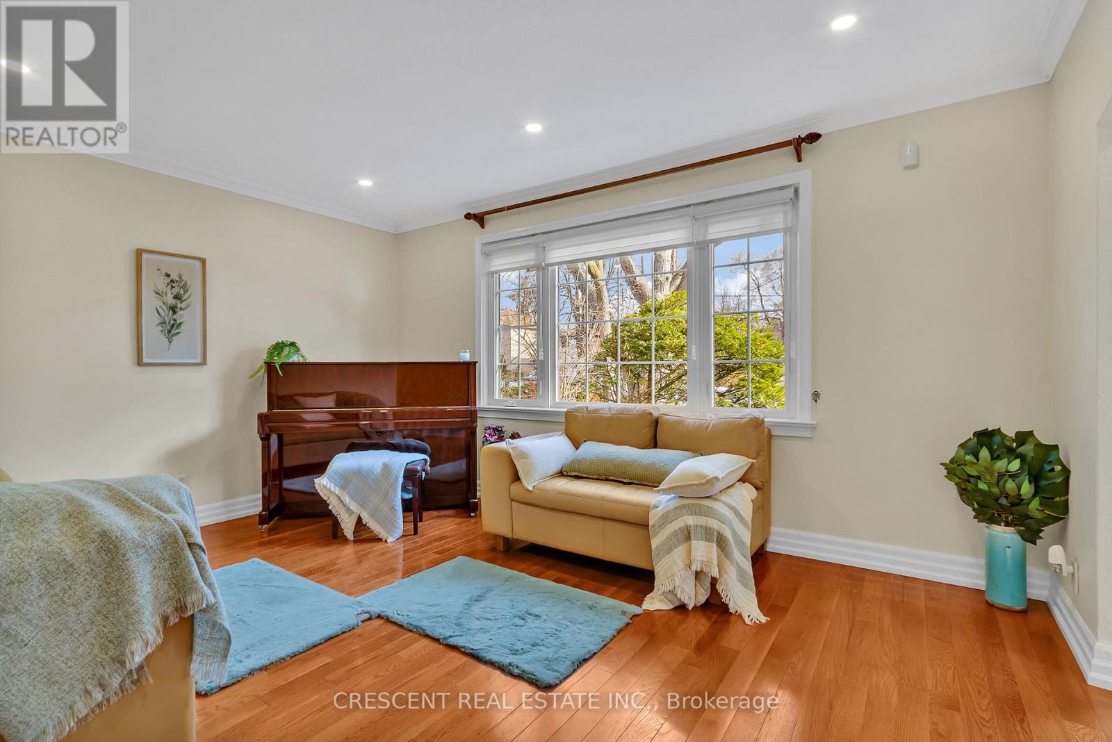 1520 Garnet Avenue, Mississauga, Ontario  L5G 4C8 - Photo 7 - W12027320