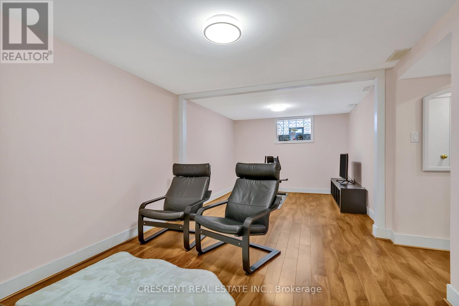 1520 Garnet Avenue, Mississauga, Ontario  L5G 4C8 - Photo 26 - W12027320