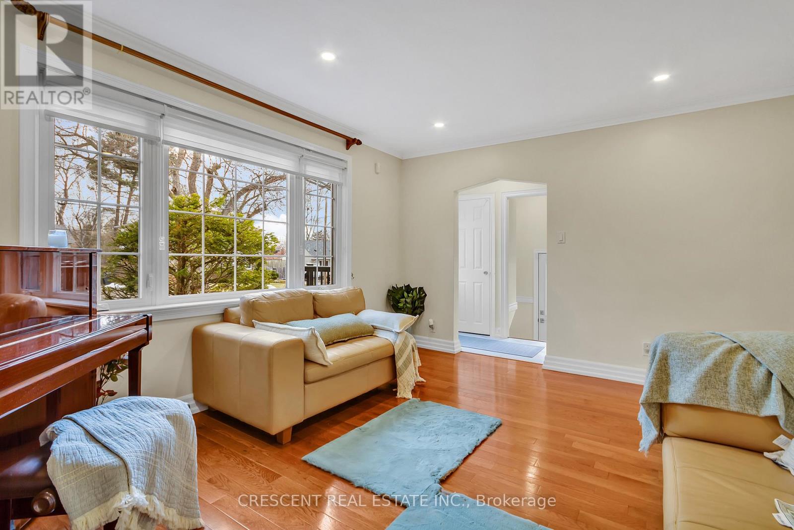 Property at 1520 GARNET AVENUE image 5