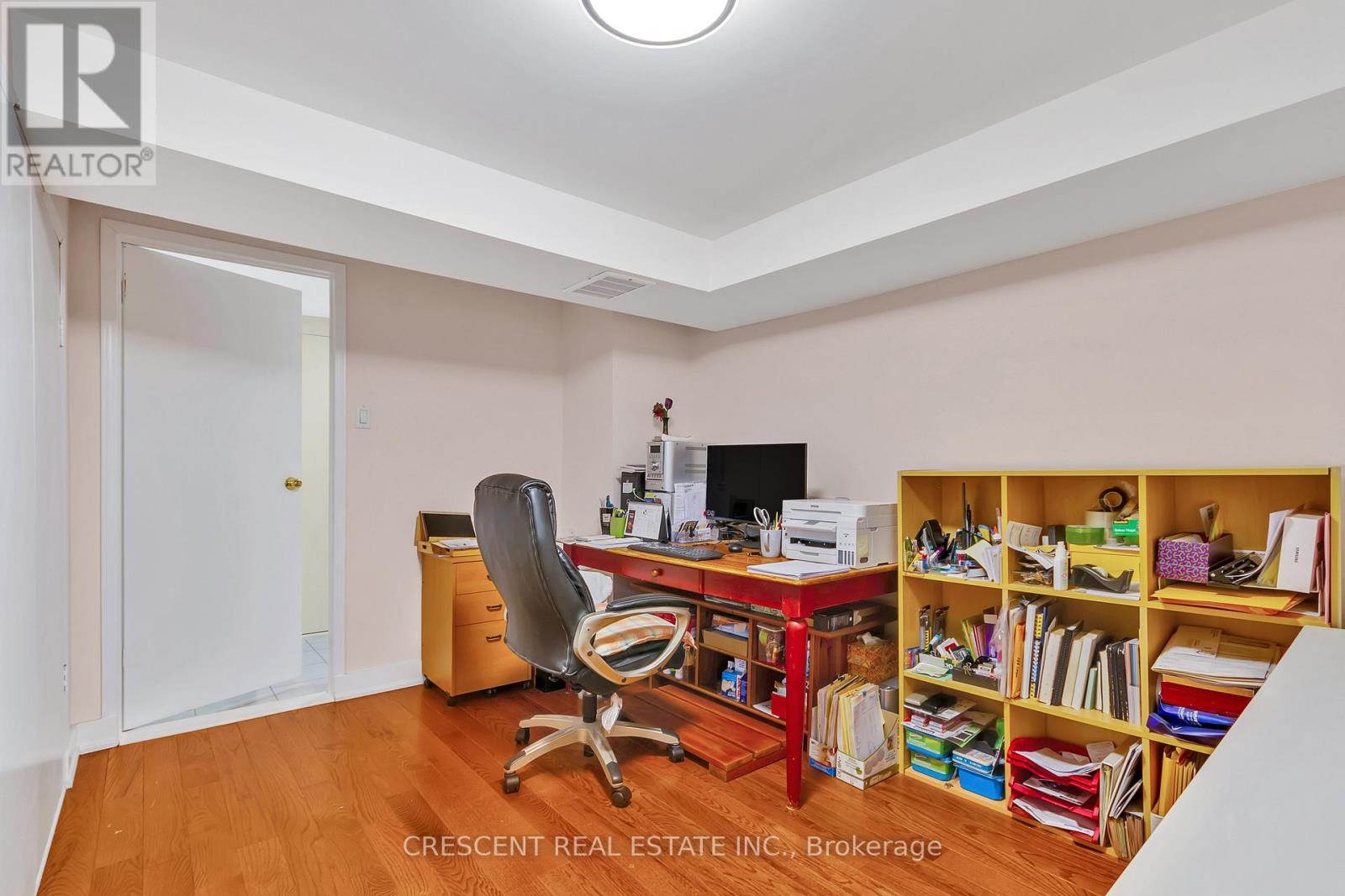 1520 Garnet Avenue, Mississauga, Ontario  L5G 4C8 - Photo 34 - W12027320
