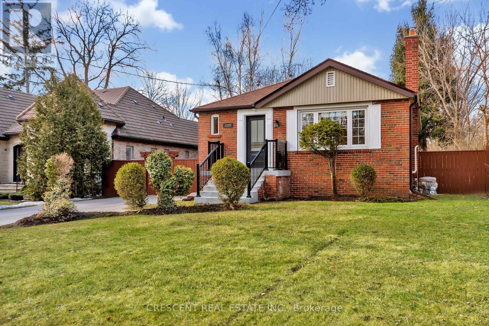 Property at 1520 GARNET AVENUE image 2