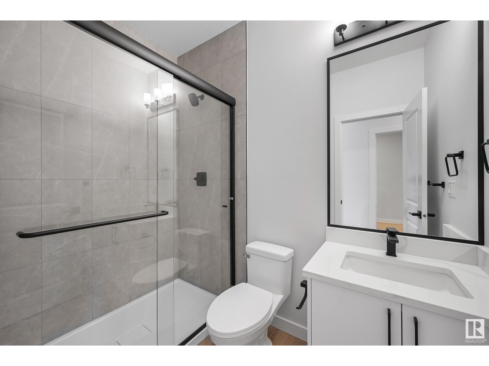 42 Ficus Wy, Fort Saskatchewan, Alberta  T8L 0Z6 - Photo 4 - E4431674