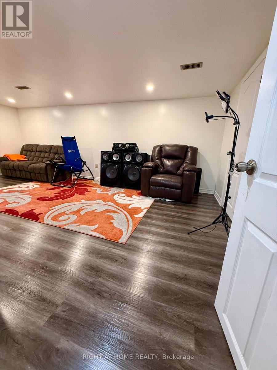 Bsmt - 497 Farewell Street, Oshawa (Donevan), Ontario  L1H 6M4 - Photo 6 - E12091352