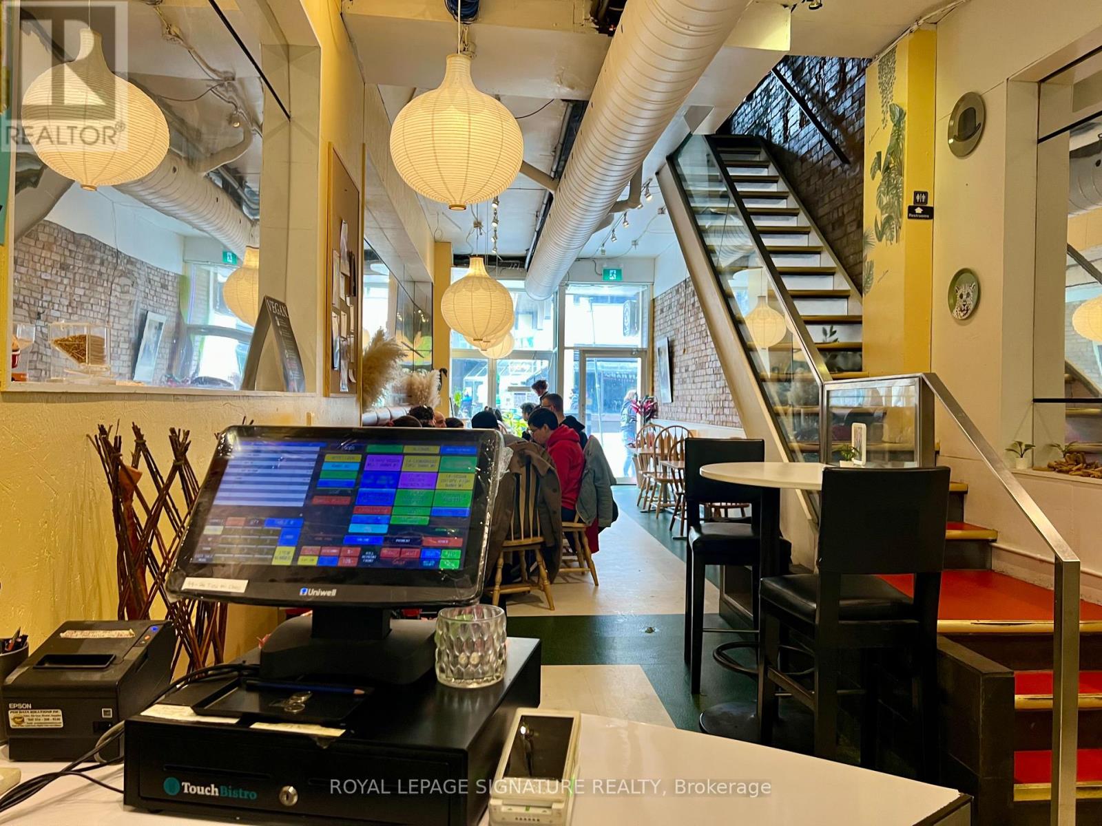 687 Yonge Street, Toronto (Church-Yonge Corridor), Ontario  M4Y 2B2 - Photo 7 - C12091192