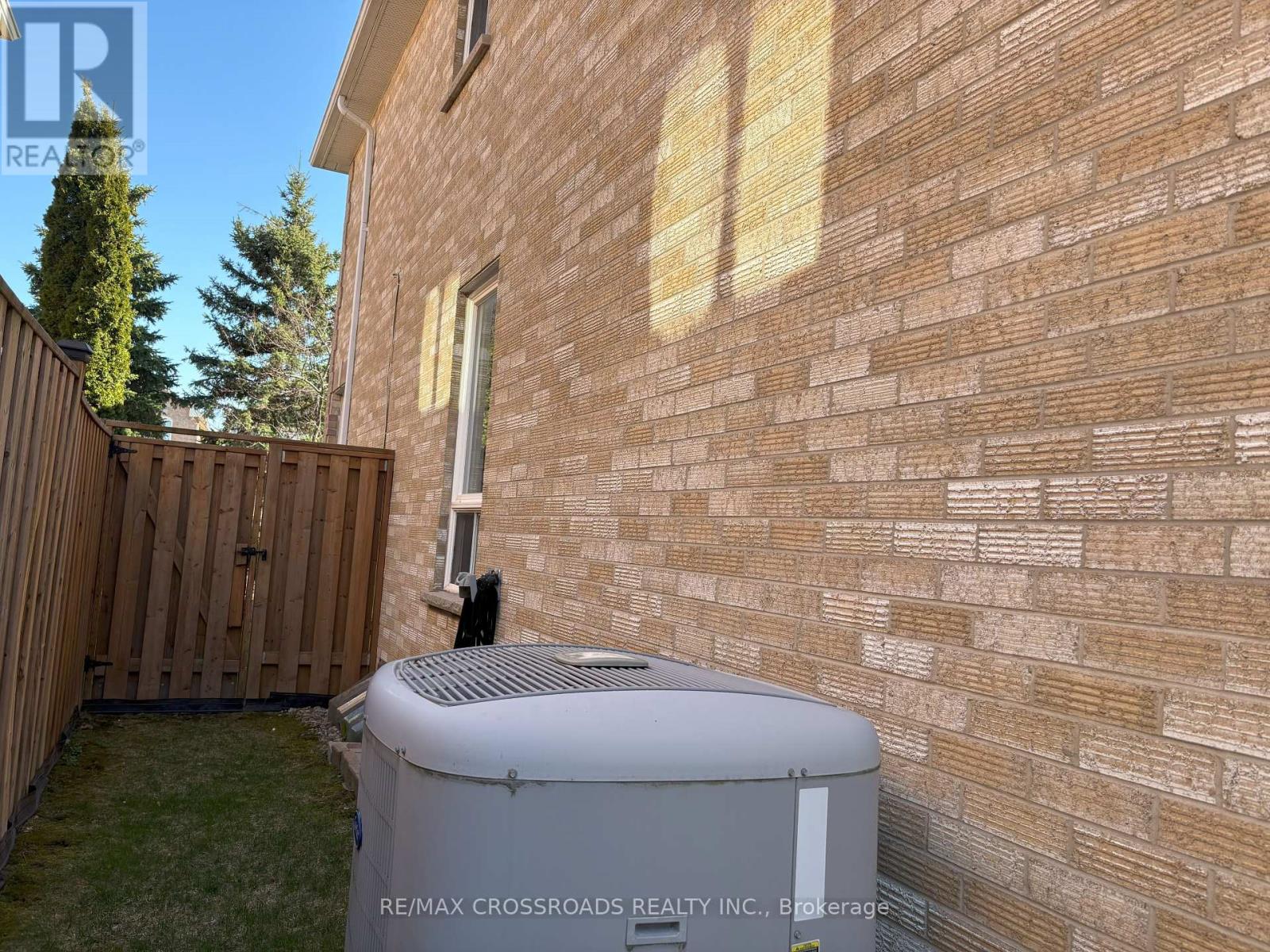 110 Halterwood Circle, Markham, Ontario  L3P 7T3 - Photo 32 - N12091350