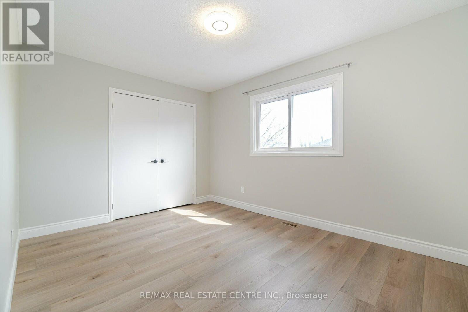 3246 Trelawny Circle, Mississauga, Ontario  L5N 5G6 - Photo 22 - W12091353