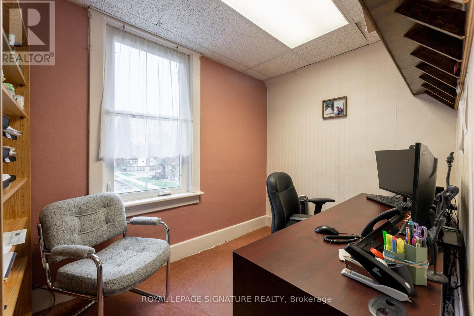 2nd Fl Off / 3rd Fl Loft - 314 Frederick Street, Kitchener, Ontario  N2H 2N7 - Photo 2 - X12091365