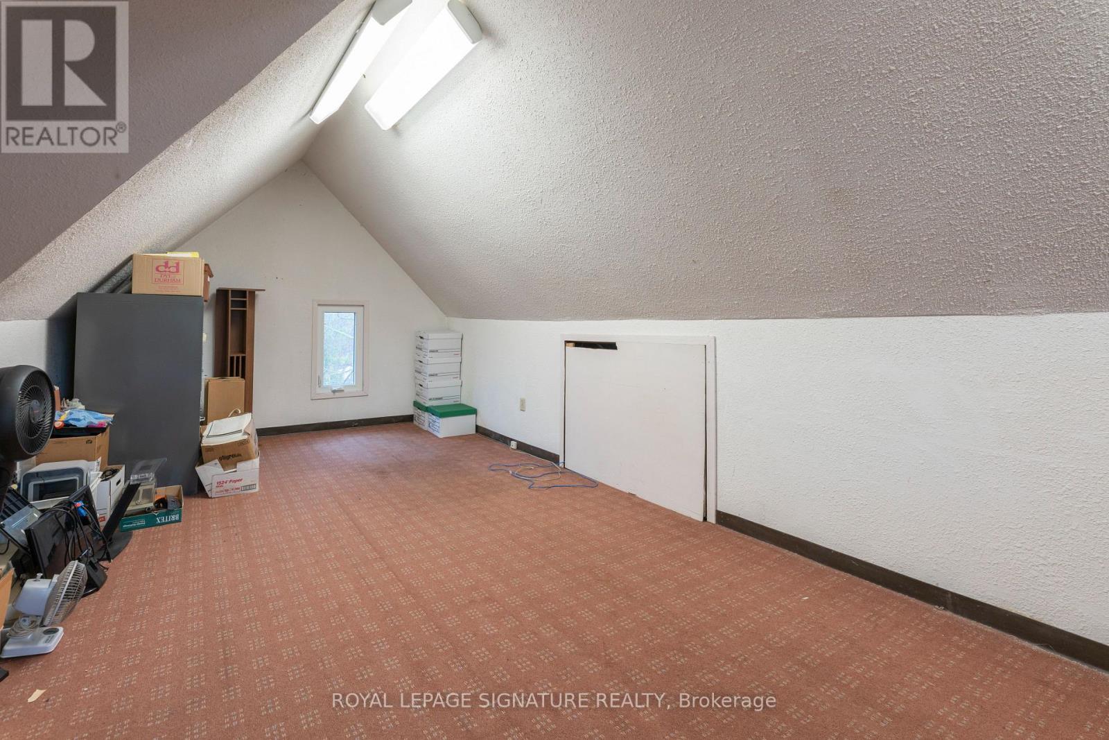 2nd Fl Off / 3rd Fl Loft - 314 Frederick Street, Kitchener, Ontario  N2H 2N7 - Photo 5 - X12091365