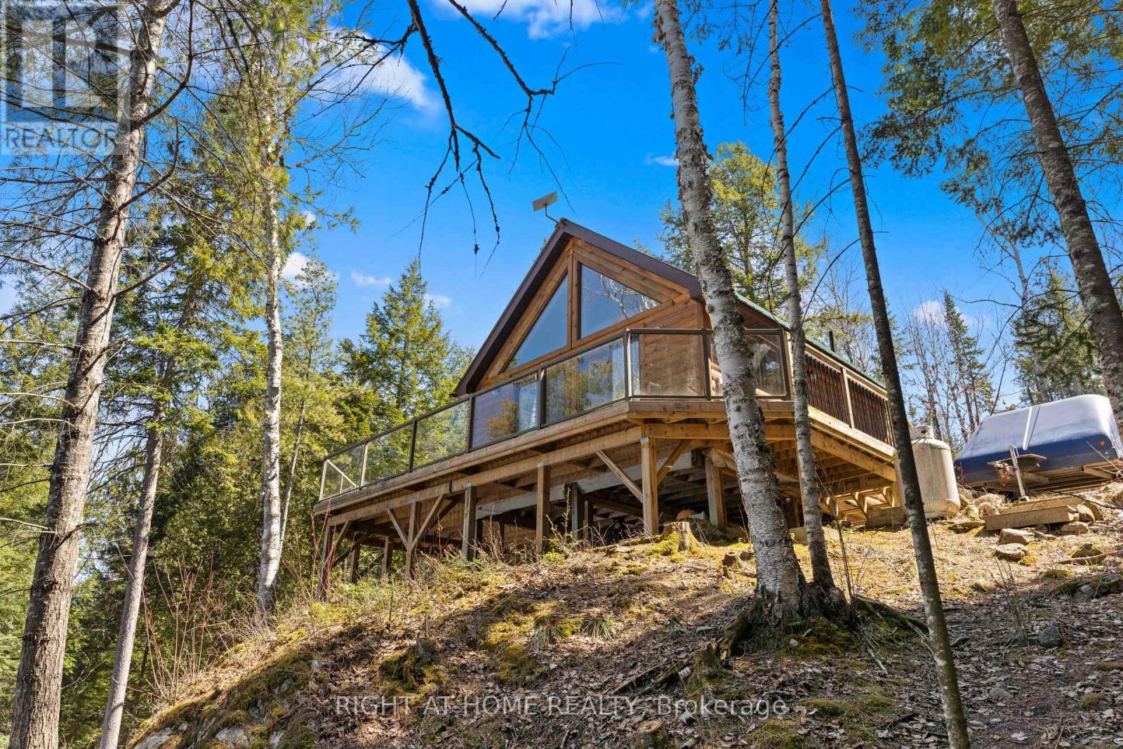 592 Moccasin Lake Road, Brudenell, Ontario  K0J 2E0 - Photo 1 - X12091376