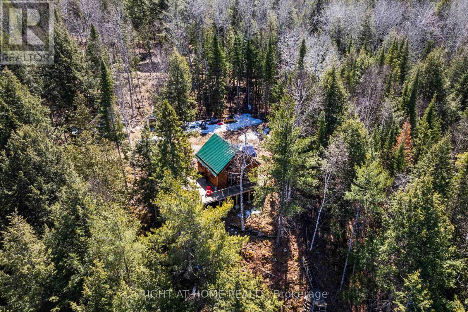 592 Moccasin Lake Road, Brudenell, Ontario  K0J 2E0 - Photo 3 - X12091376