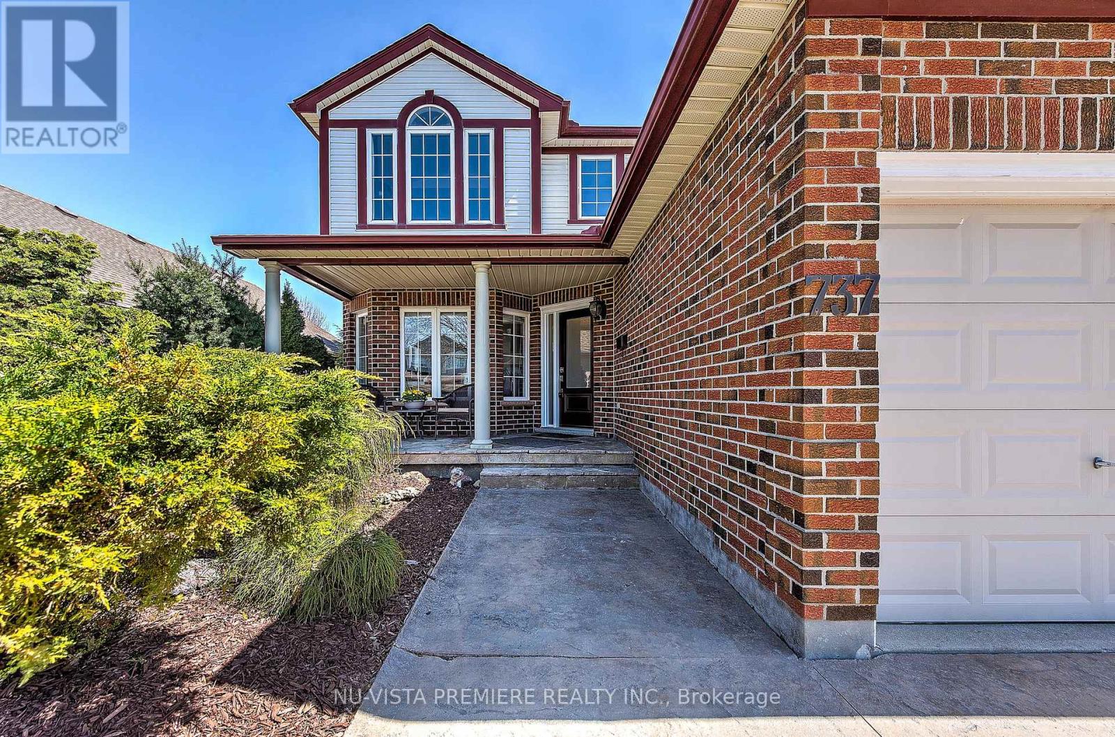 Photo 11 of 49 for 737 Guildwood Boulevard