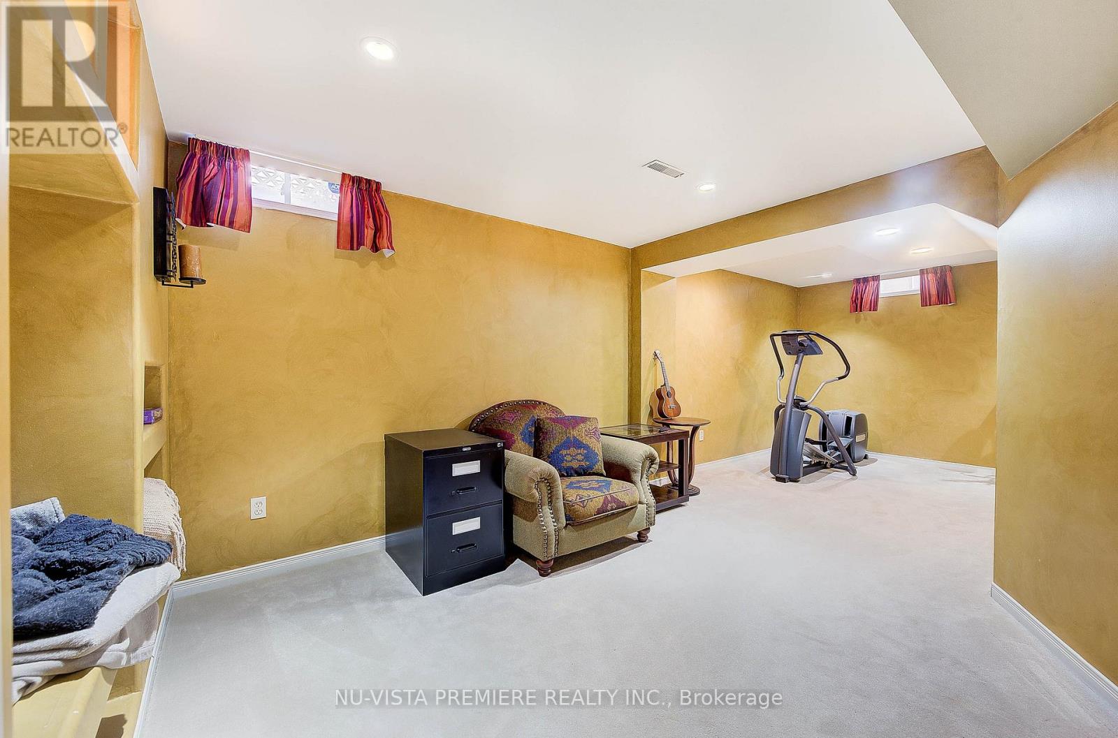 Photo 38 of 49 for 737 Guildwood Boulevard