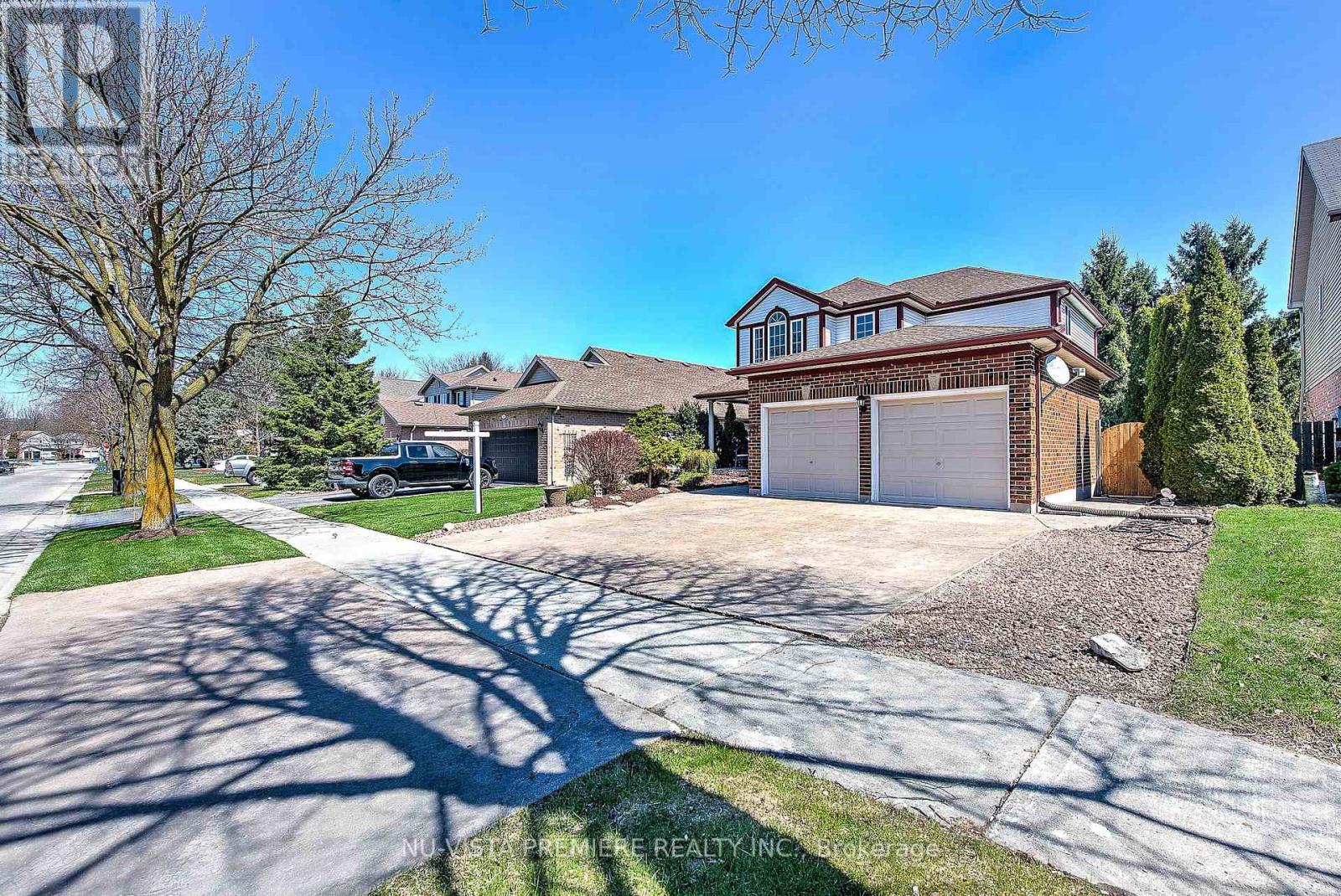 Photo 9 of 49 for 737 Guildwood Boulevard