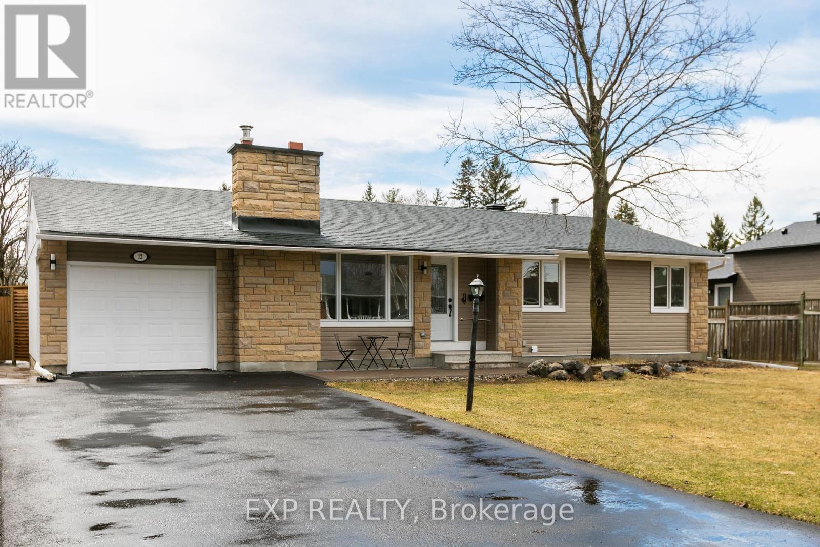 Property at 12 BARRHAVEN CRESCENT image 2