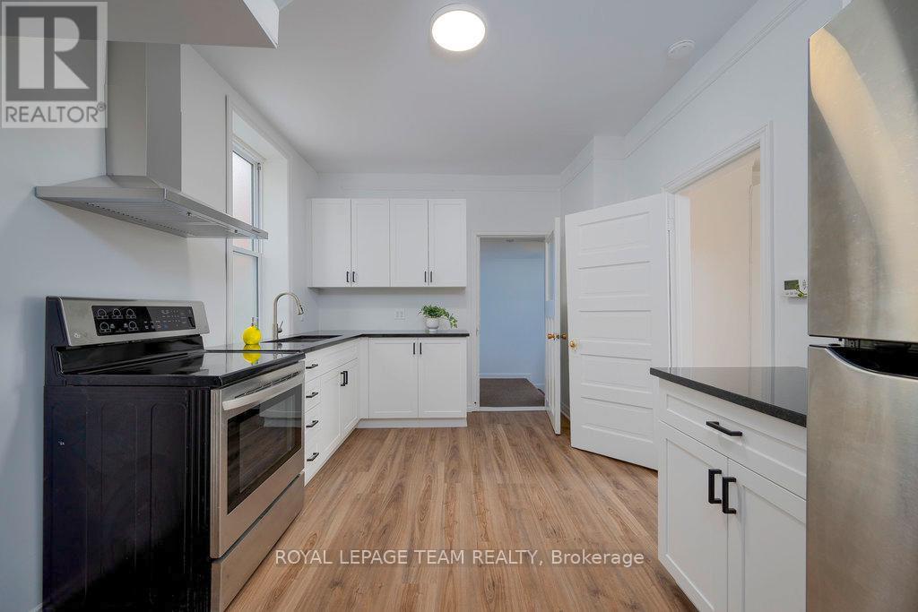 Property at 1028 GLADSTONE AVENUE image 5