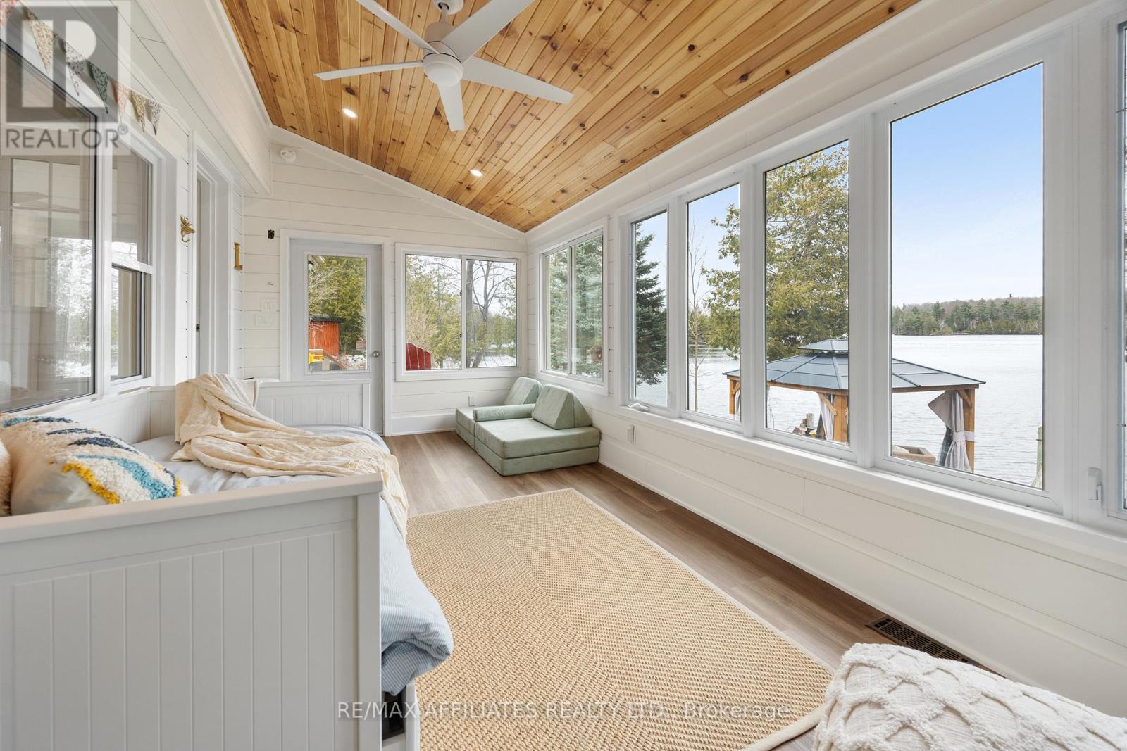 101 Arthur Road, Tay Valley, Ontario  K0H 2B0 - Photo 34 - X12091409