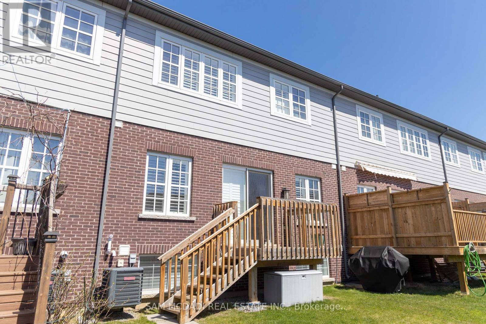 20 Windsor Circle, Niagara-On-The-Lake, Ontario  L0S 1J0 - Photo 35 - X12072404