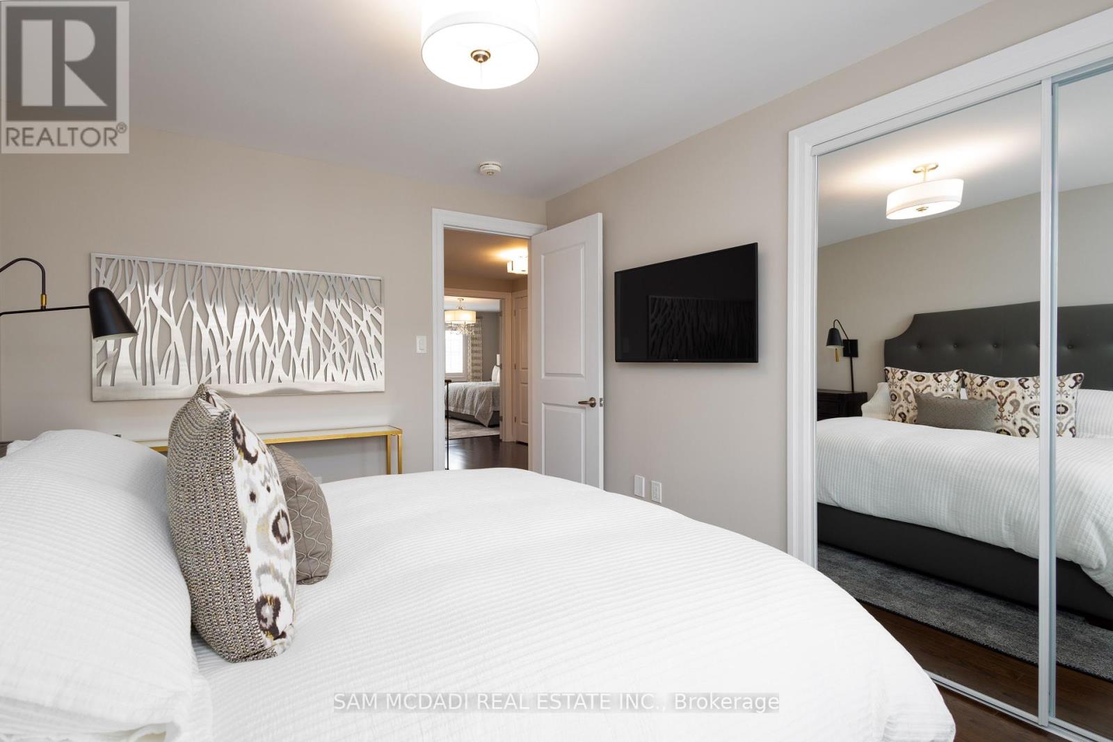 20 Windsor Circle, Niagara-On-The-Lake, Ontario  L0S 1J0 - Photo 28 - X12072404