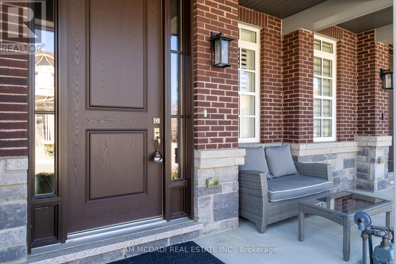 20 Windsor Circle, Niagara-On-The-Lake, Ontario  L0S 1J0 - Photo 4 - X12072404