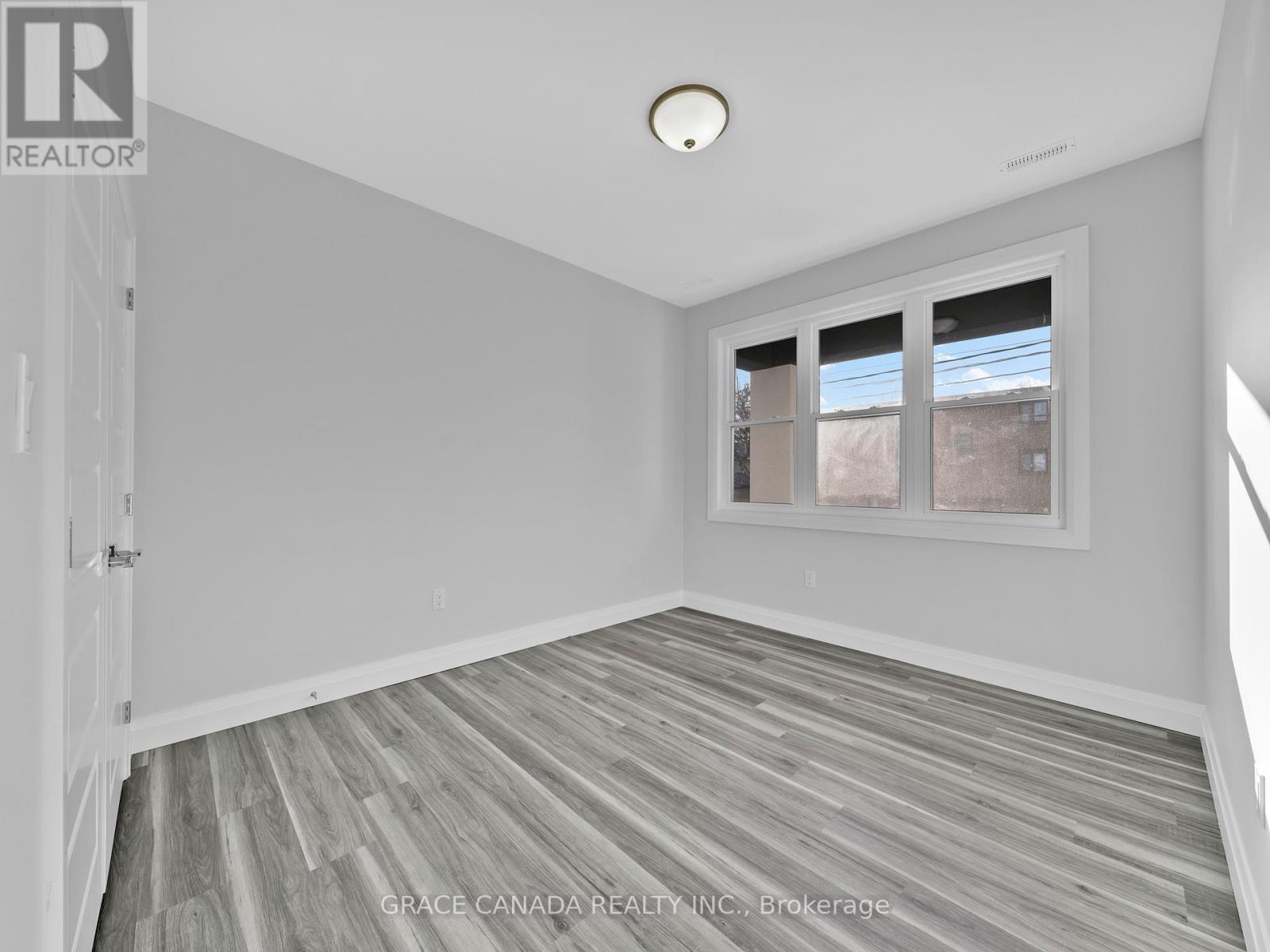1 - 3549 Peter Street, Windsor, Ontario  N9C 1J6 - Photo 19 - X10404631