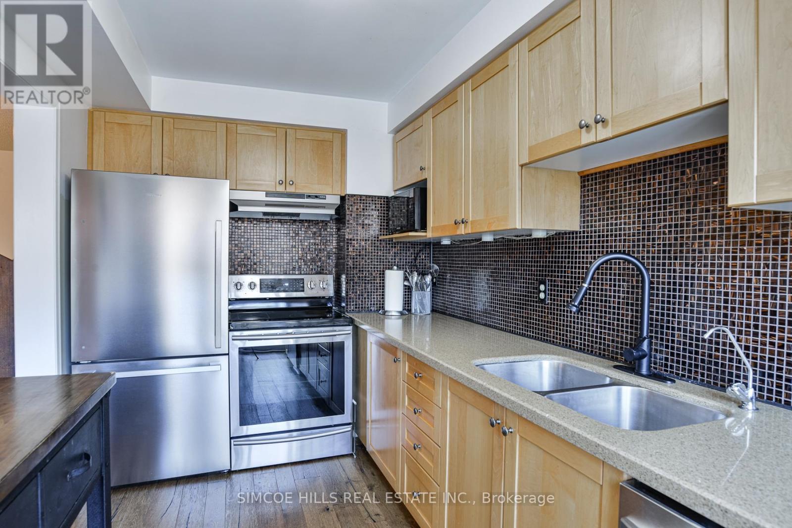 17 - 492 Laclie Street, Orillia, Ontario  L3V 7V2 - Photo 9 - S12091406